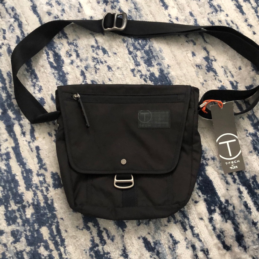 NEW unisex T Tech by Tumi